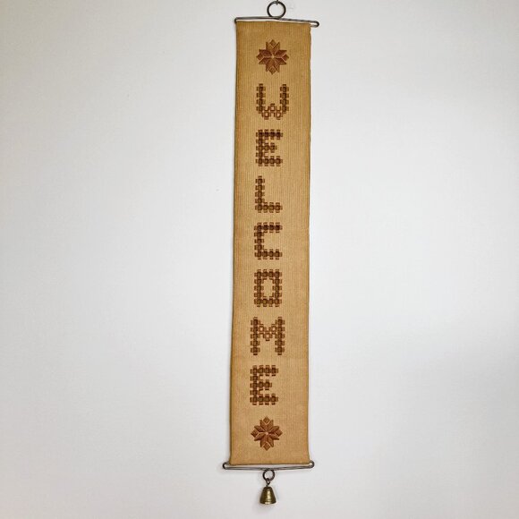 Hardanger WELCOME Bell Pull Hand Embroidered with Brass Bell Golden Yellow 26" - Picture 1 of 5